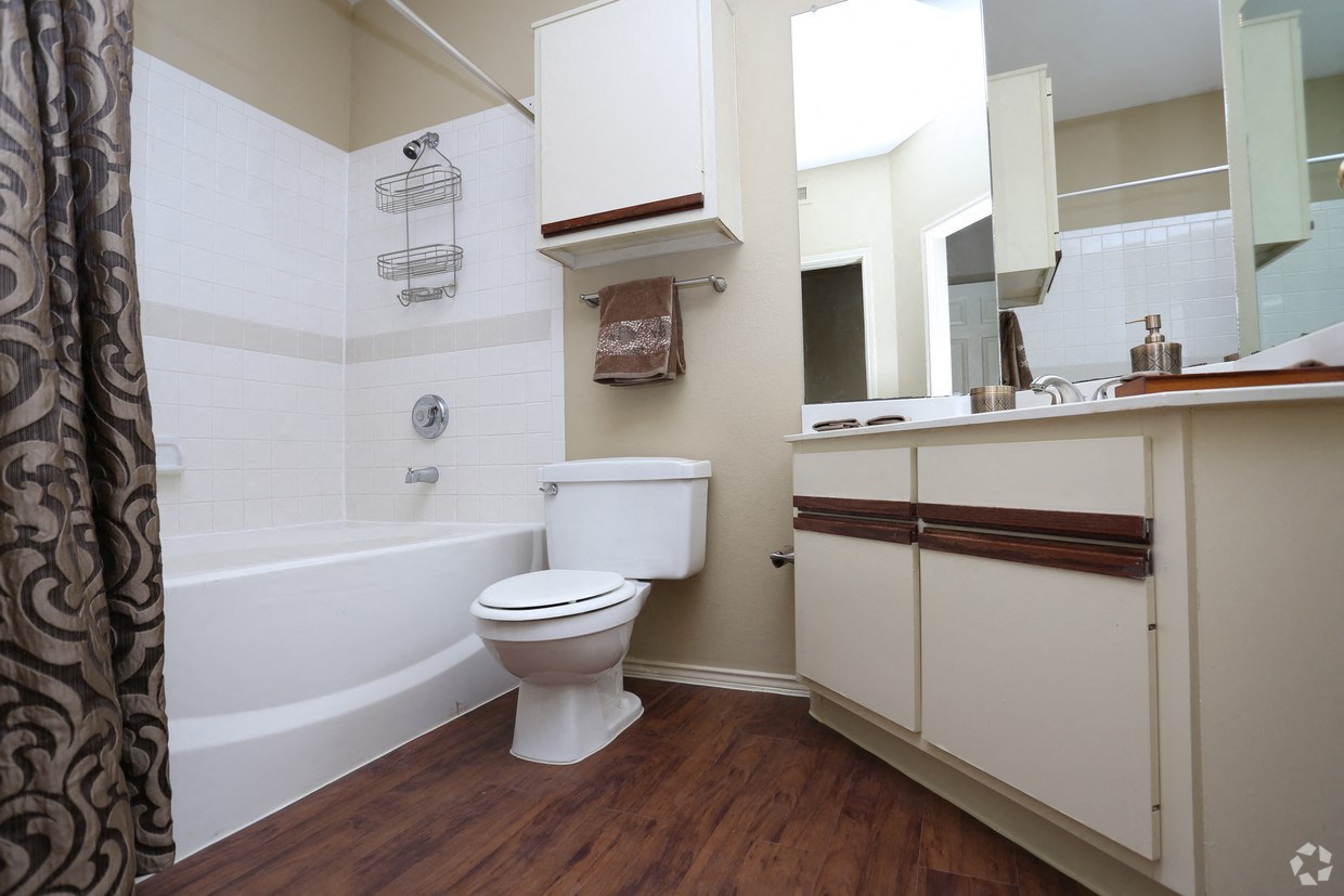 Chasewood Apartments, 9717 Cypresswood Dr., Houston, TX RentCafe